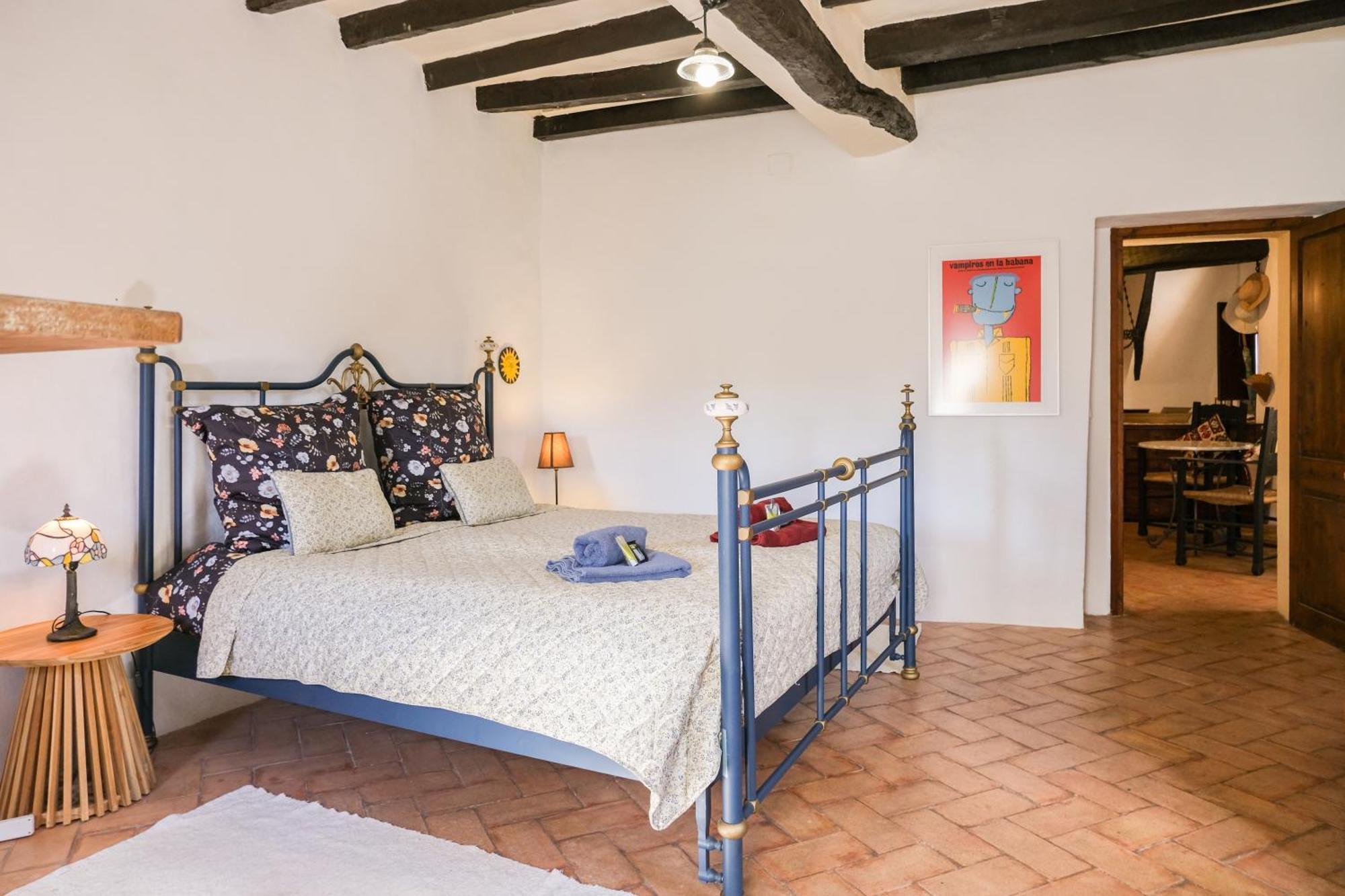 10 Del Pont Alojamiento Con Vistas Panoramicas Besalu Bagian luar foto